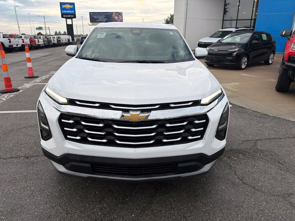 Used 2026 Chevrolet Equinox LT FWD image 8