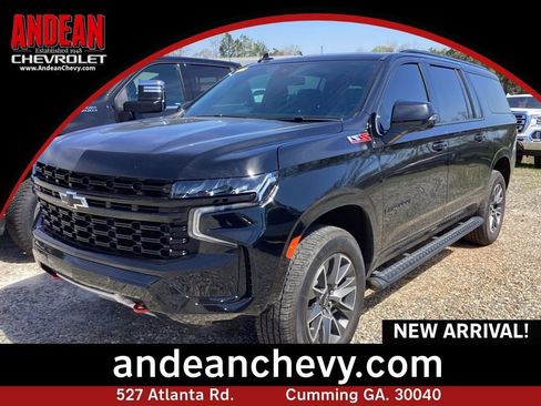 Used 2024 Chevrolet Suburban Z71 w/ Luxury Package image 1