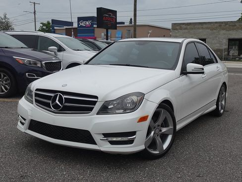 Used 2014 Mercedes-Benz C 250 Sedan image 1