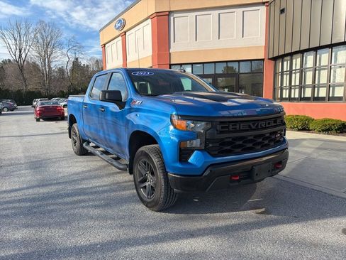 Used 2023 Chevrolet Silverado 1500 Custom Trail Boss image 9