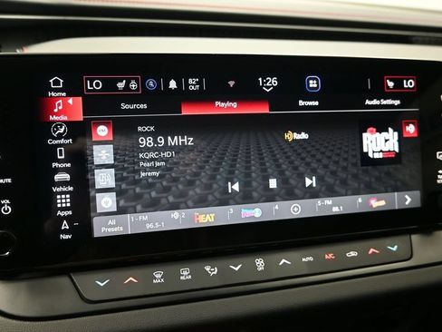 Used 2026 Dodge Charger Scat Pack AWD/4WD image 16