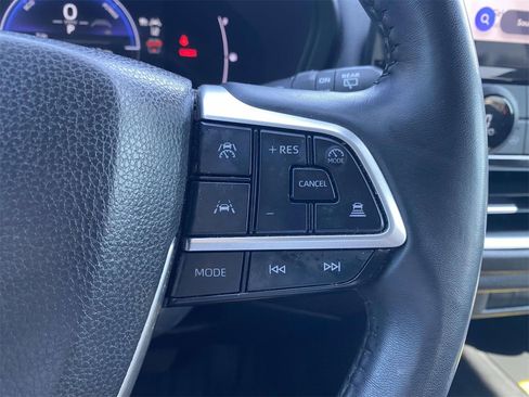 Used 2024 Toyota Grand Highlander AWD Hybrid image 21