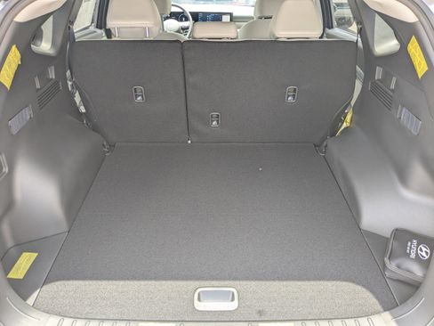 New 2025 Hyundai Tucson SEL image 18