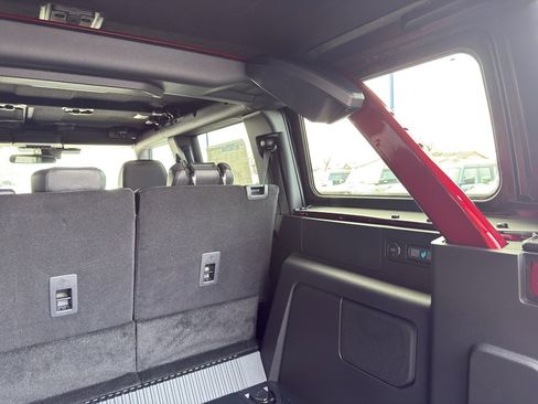 New 2025 Ford Bronco Big Bend w/ Black Diamond Package image 9