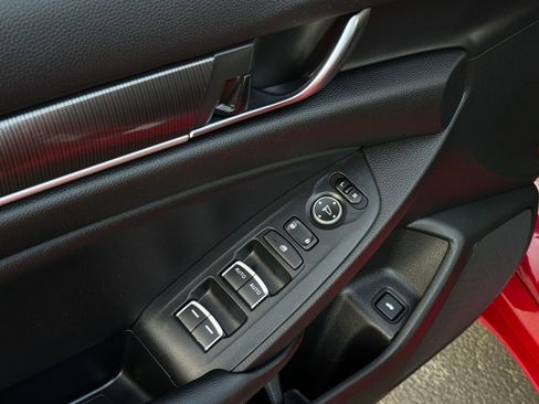 Certified 2022 Honda Accord Sport image 22