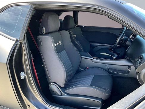 Used 2019 Dodge Challenger SRT Hellcat Redeye image 15