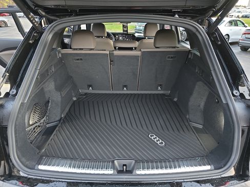 New 2025 Audi Q5 Premium image 12