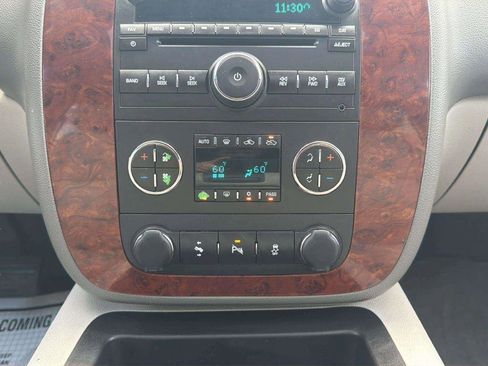 Used 2012 Chevrolet Avalanche LT w/ All-Star Edition AWD/4WD image 22