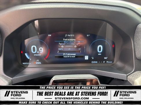 Used 2025 Ford Explorer Platinum AWD/4WD image 24