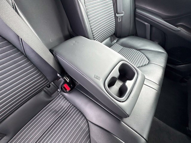 Used 2021 Toyota Camry SE FWD image 24