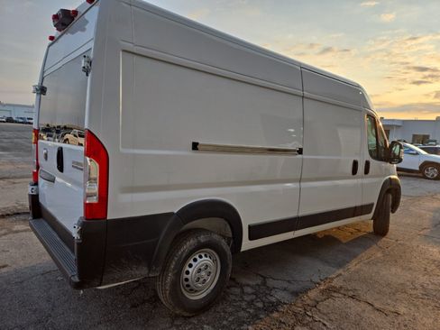 Used 2025 RAM ProMaster 2500 w/ Convenience Group FWD image 6
