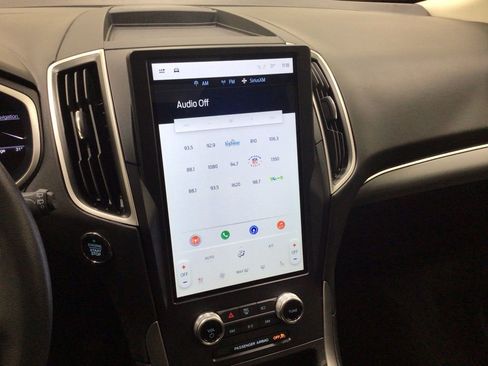 Used 2021 Ford Edge SEL w/ Convenience Package image 19