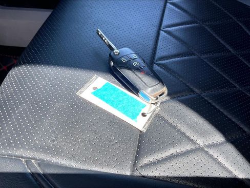 Used 2019 Ford F150 XLT w/ Equipment Group 302A Luxury image 15