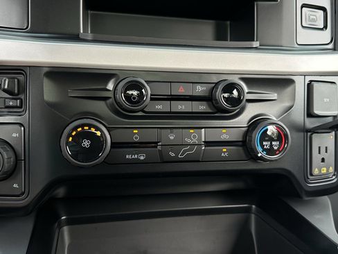 New 2026 Ford F350 XLT w/ FX4 Off-Road Package image 43