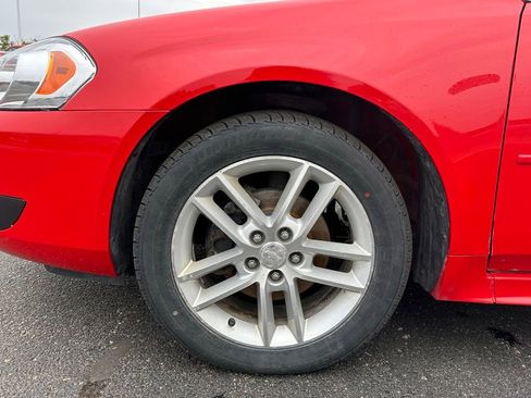 Used 2013 Chevrolet Impala LTZ FWD image 28