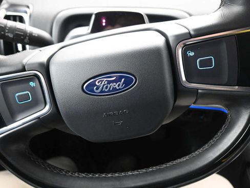 Used 2025 Ford Expedition Max Platinum image 23