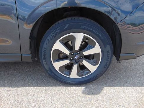 Used 2017 Subaru Forester 2.5i w/ Alloy Wheel Package AWD/4WD image 27