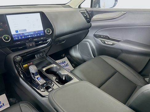 Used 2025 Lexus NX 350 AWD w/ Accessory Package (2T) image 22