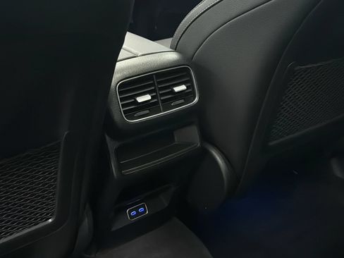 Used 2025 Mercedes-Benz GLE 350 4MATIC image 18