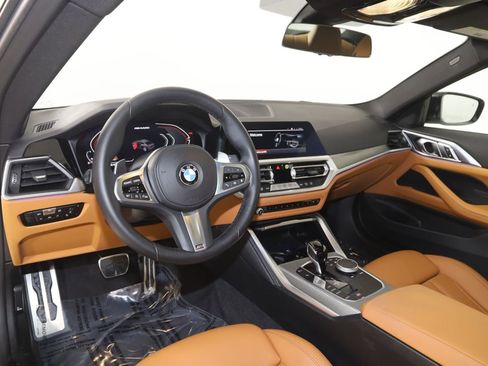 Used 2023 BMW M440i Coupe image 32