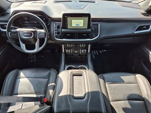 Used 2024 GMC Yukon XL SLT AWD/4WD image 18