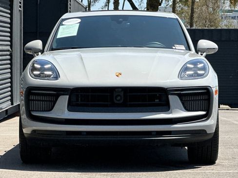 Certified 2024 Porsche Macan S AWD/4WD image 11