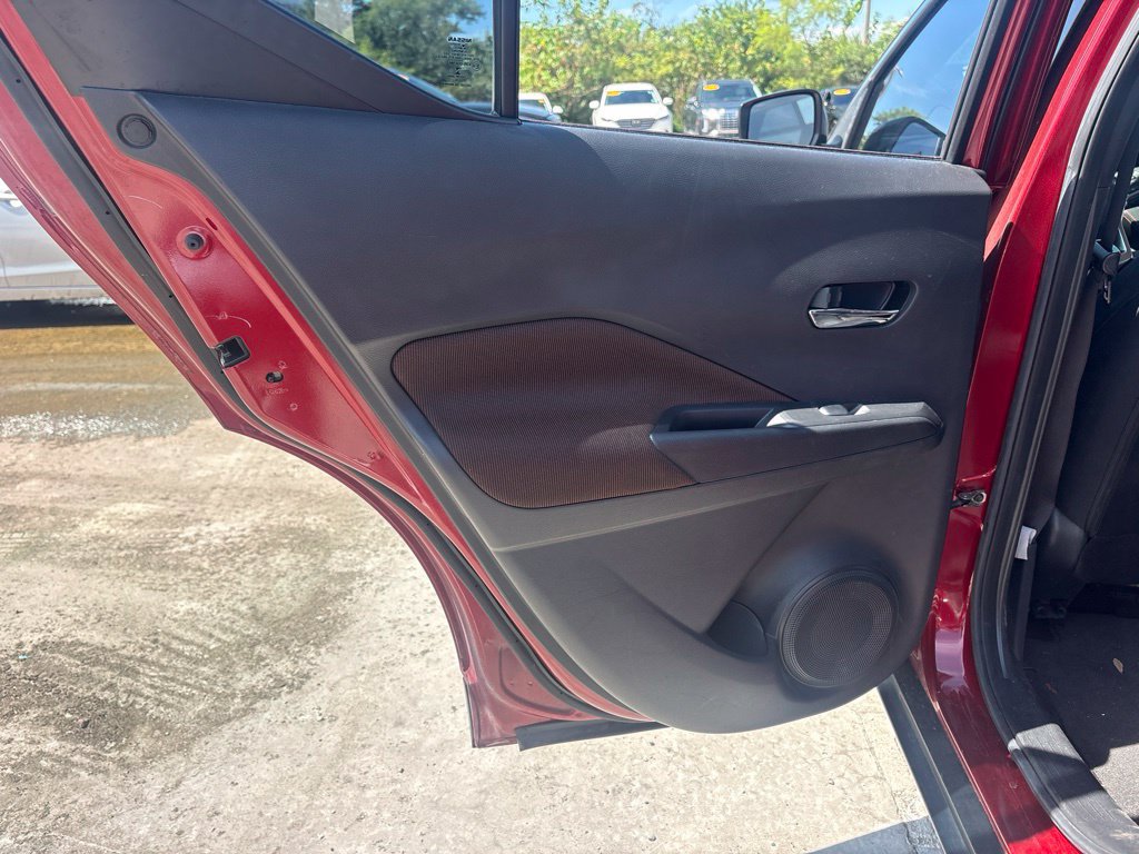 Used 2023 Nissan Kicks SR FWD image 13