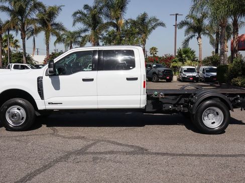 Used 2024 Ford F350 XLT AWD/4WD image 5