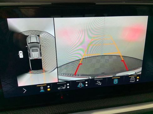 Used 2022 GMC Sierra 1500 Denali image 7