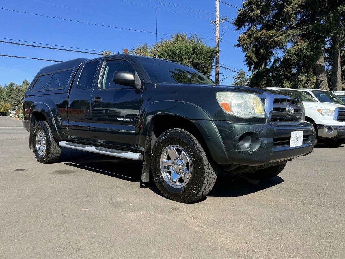 Used 2010 Toyota Tacoma 4x4 Access Cab w/ SR5 Pkg #2 image 2