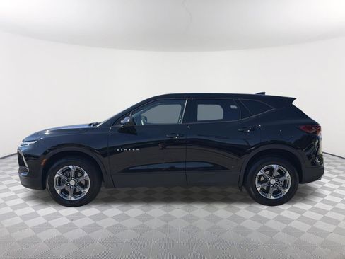 Used 2024 Chevrolet Blazer LT FWD image 13
