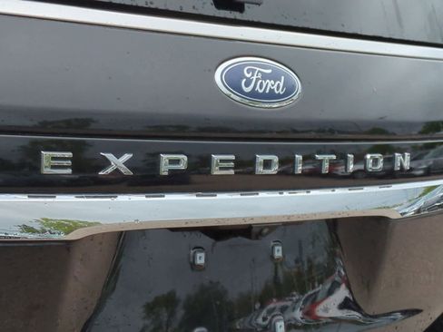 Used 2022 Ford Expedition King Ranch image 13