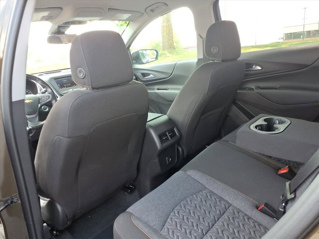 Used 2024 Chevrolet Equinox LT FWD image 26