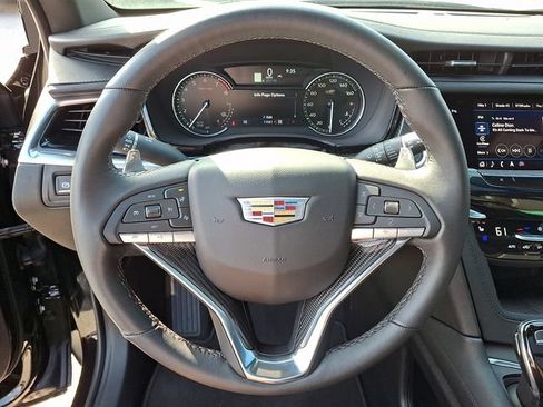 Certified 2025 Cadillac XT6 Sport w/ LPO, Floor Liner Package AWD/4WD image 14