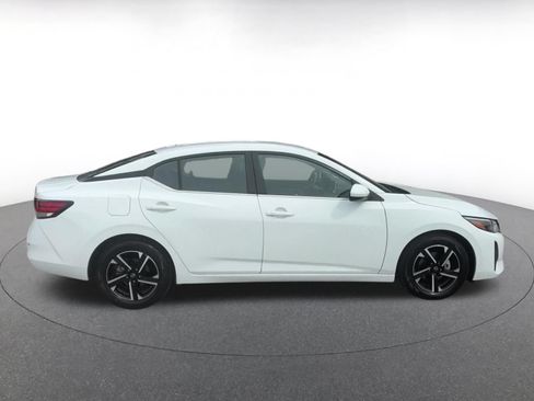 Used 2025 Nissan Sentra SV FWD image 16