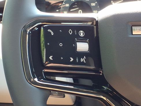 Certified 2026 Land Rover Range Rover Evoque S AWD/4WD image 16