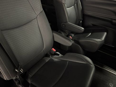 Used 2022 Toyota Sienna XLE Woodland Edition w/ Protection Package (TMS) AWD/4WD image 60