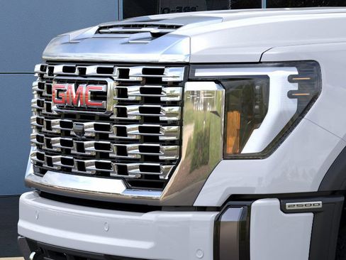 New 2026 GMC Sierra 2500 Denali image 13