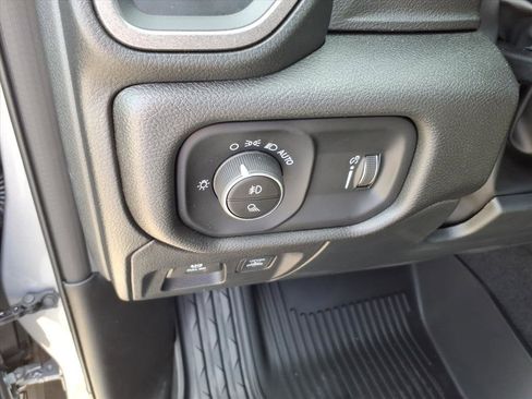 New 2026 RAM 1500 Classic Warlock image 10