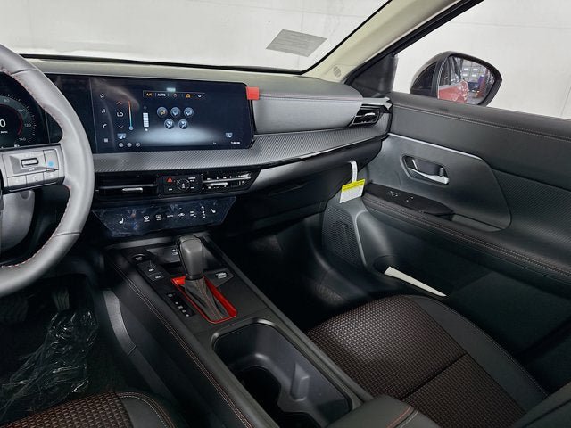 New 2026 Nissan Kicks SR w/ Cold Weather Package AWD/4WD image 25