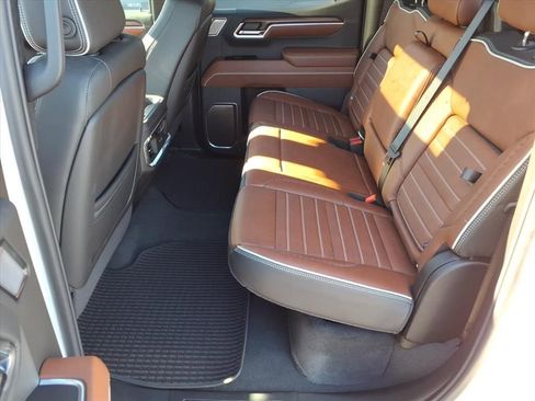 Used 2025 GMC Sierra 1500 Denali Ultimate image 15