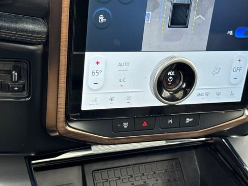 Used 2023 Ford F150 Lightning Lariat w/ Equipment Group 511A High image 26