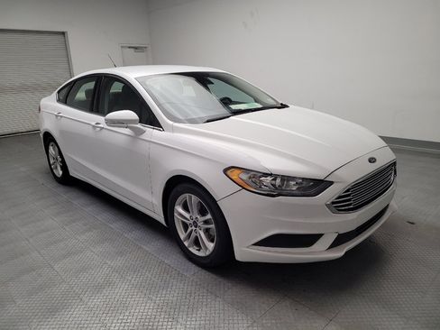 Used 2018 Ford Fusion SE image 13