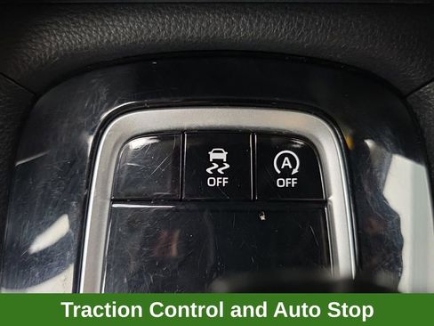 Used 2022 Toyota Corolla Cross LE w/ Moonroof Package image 35