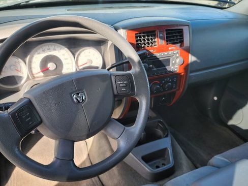 Used 2005 Dodge Dakota SLT w/ Trailer Tow Group image 12