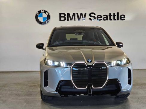 New 2026 BMW iX M70 image 6