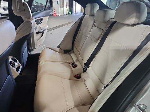Used 2022 Mercedes-Benz C 300 Sedan image 15