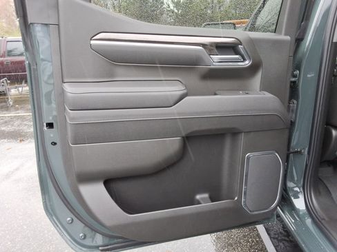 Certified 2025 Chevrolet Silverado 1500 LTZ image 20