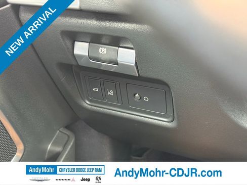 Used 2020 Jaguar E-PACE SE AWD/4WD image 21