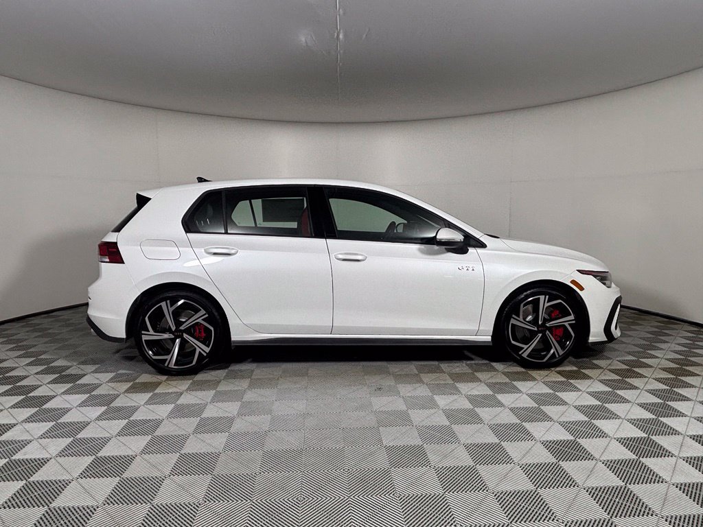 New 2026 Volkswagen GTI SE FWD image 8